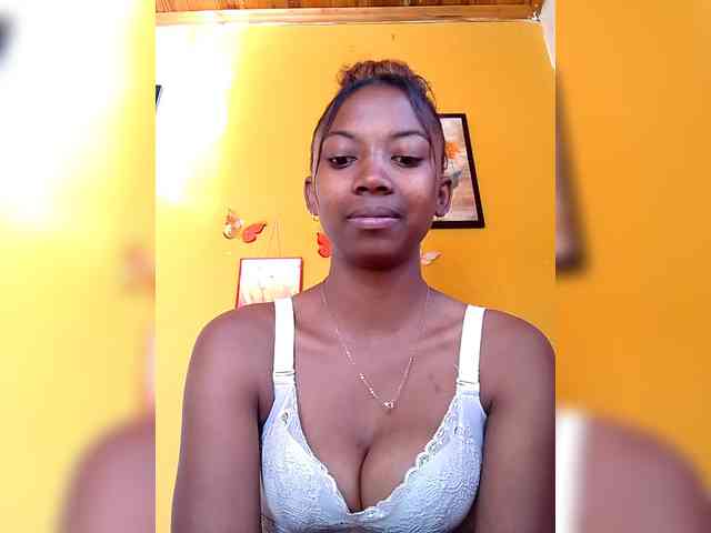 Sahsahsexy webcam