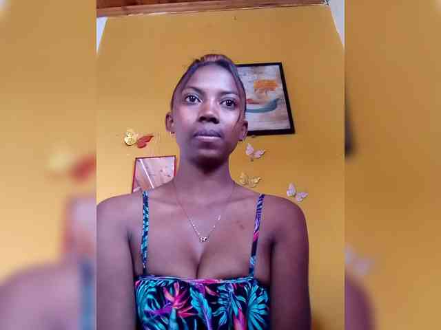 Modèle: Sahsahsexy
