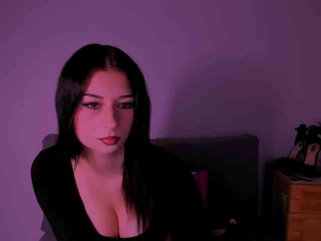 Model: MabelSensual
