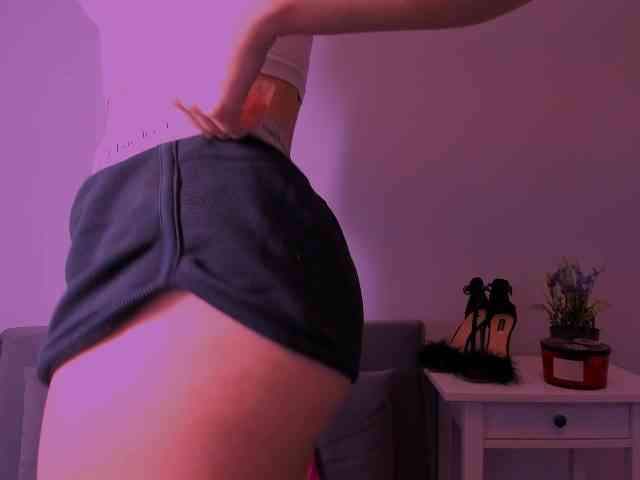 Model: MabelSensual