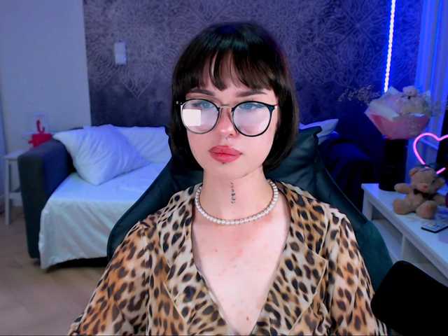 NonaWhyNot live cam on BongaCams
