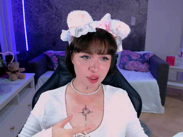 NonaWhyNot live cam on BongaCams
