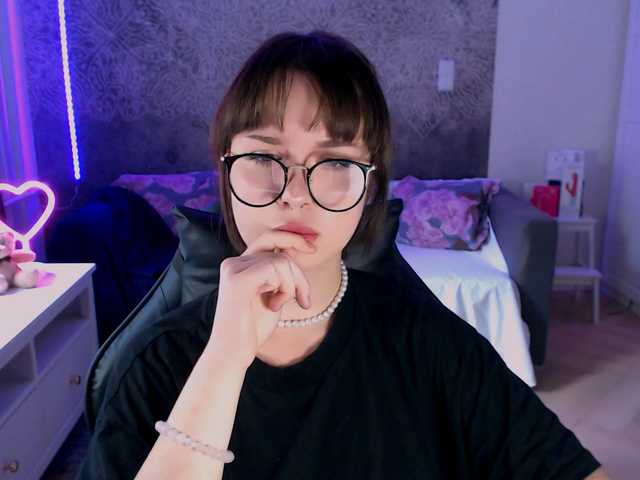 NonaWhyNot live cam on BongaCams