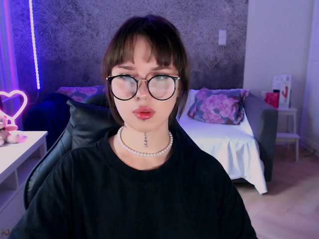 NonaWhyNot live cam on BongaCams