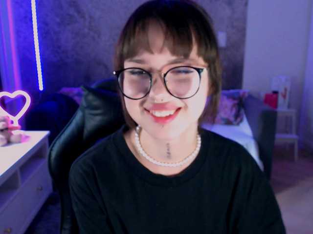 NonaWhyNot live cam on BongaCams