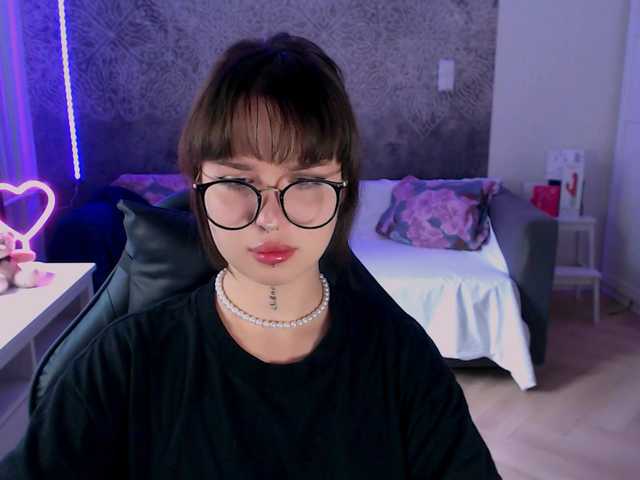 NonaWhyNot live cam on BongaCams