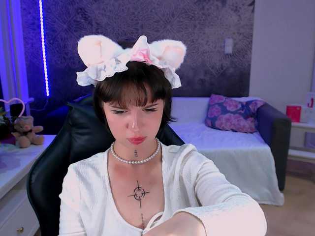 NonaWhyNot live cam on BongaCams