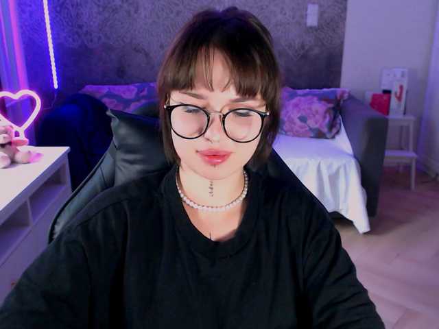 NonaWhyNot live cam on BongaCams