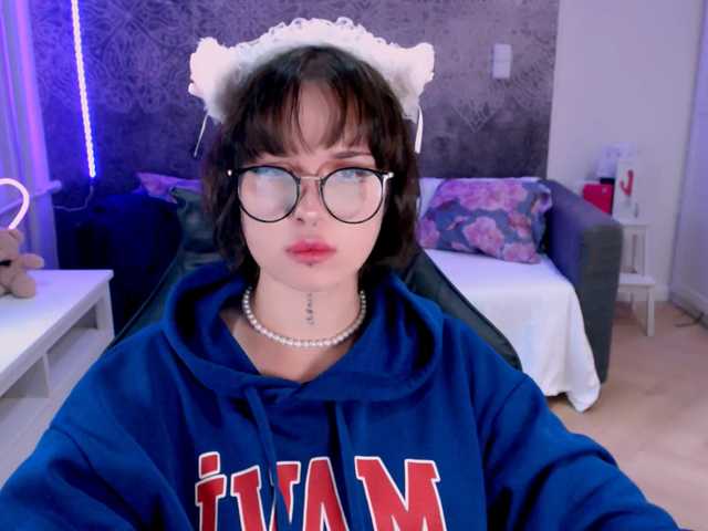 NonaWhyNot live cam on BongaCams
