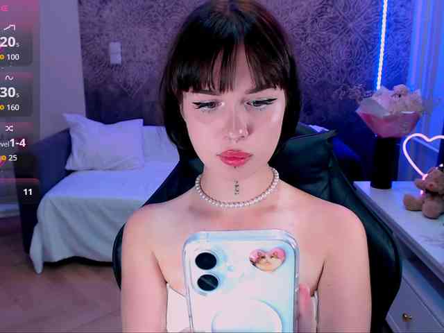 NonaWhyNot webcam