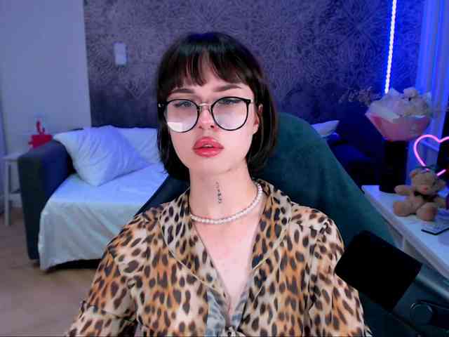 NonaWhyNot Sex Cam Show
