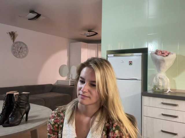 JenevaOcana live cam on BongaCams