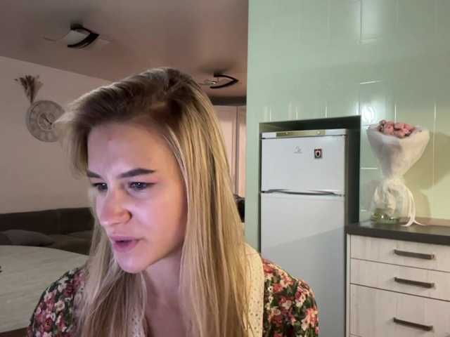 JenevaOcana live cam on BongaCams