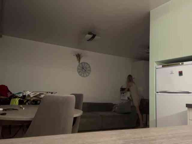 JenevaOcana webcam