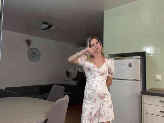 JenevaOcana webcam