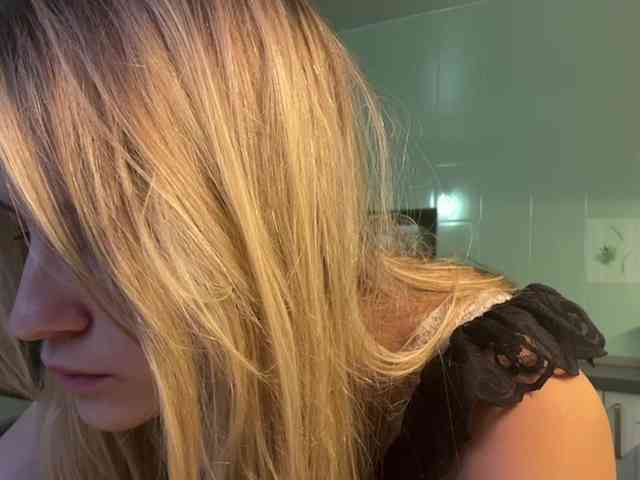 JenevaOcana webcam