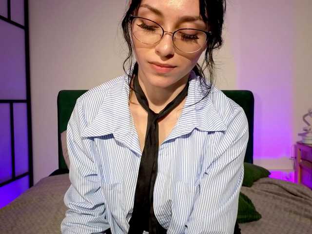 LaSquirtessa live cam on BongaCams