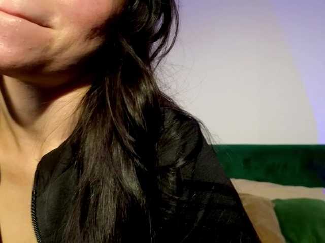 LaSquirtessa live cam on BongaCams