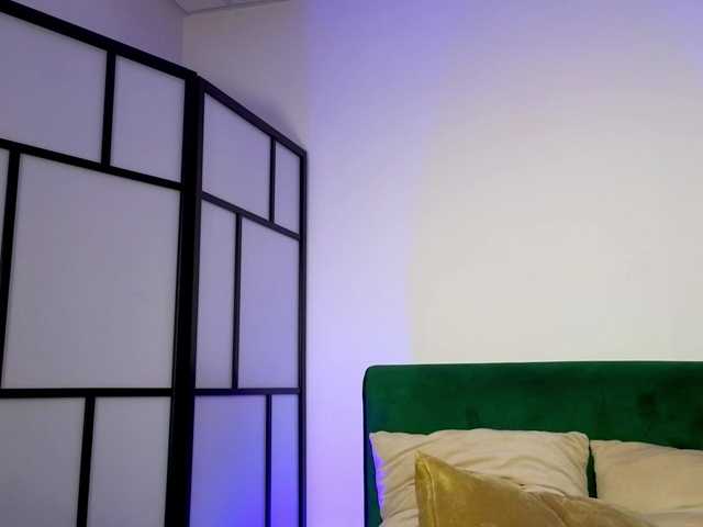 LaSquirtessa live webcam show