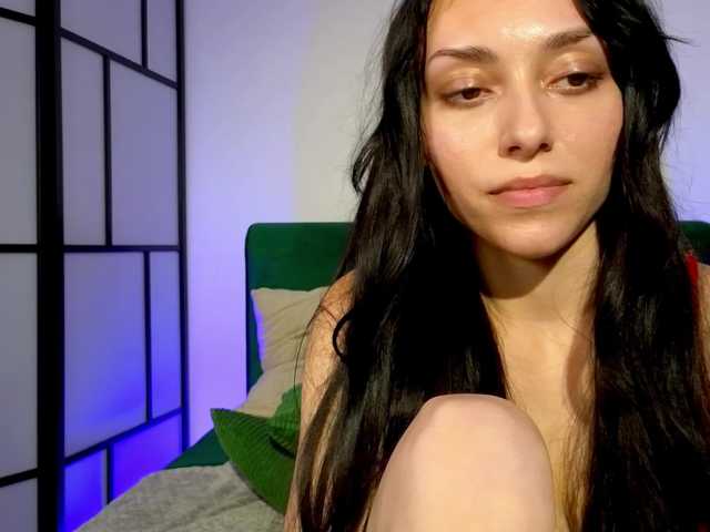 LaSquirtessa live cam on BongaCams