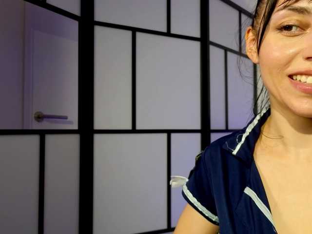 LaSquirtessa live cam on BongaCams