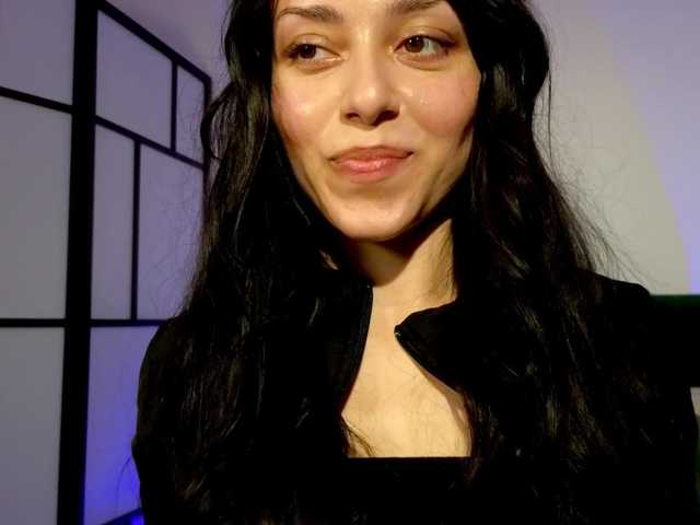 LaSquirtessa live webcam show