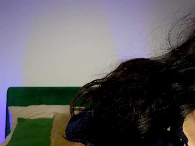 LaSquirtessa live cam on BongaCams
