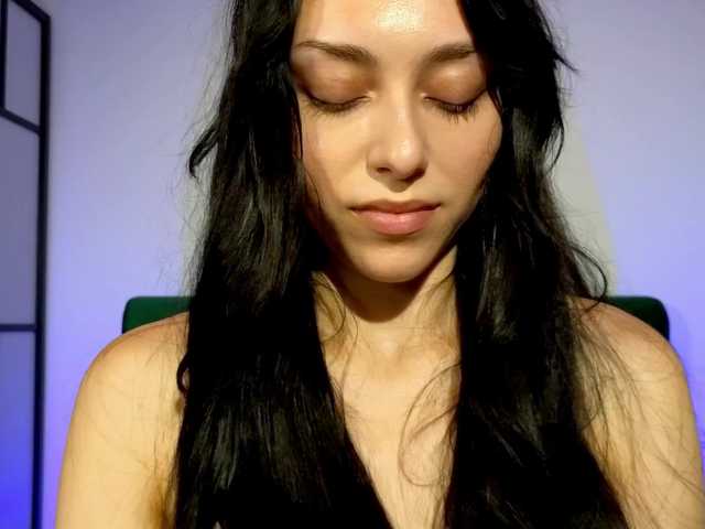 LaSquirtessa live cam on BongaCams