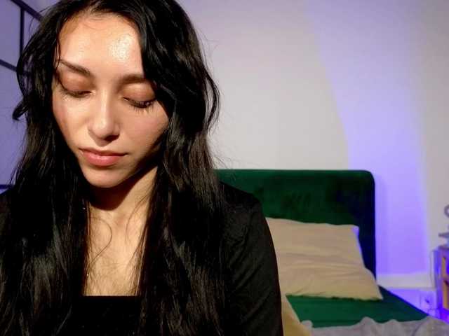 LaSquirtessa live webcam show
