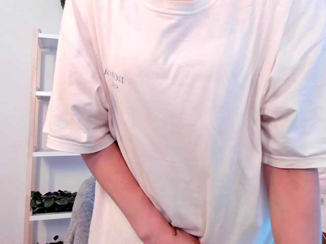 LaSquirtessa live cam on BongaCams