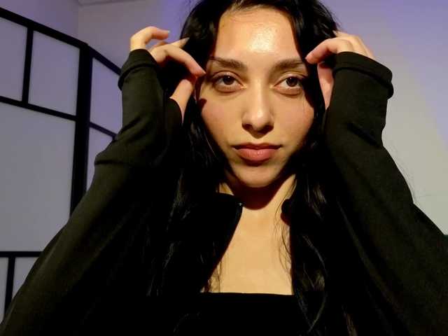 LaSquirtessa live cam on BongaCams