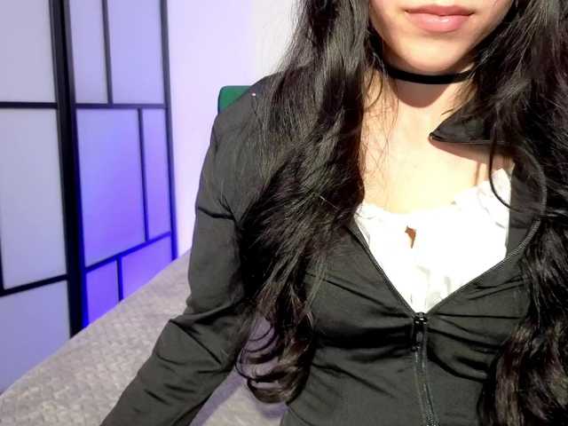 LaSquirtessa live cam on BongaCams