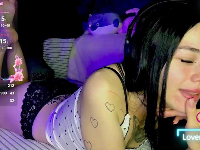 AstridXxXxX live cam on BongaCams