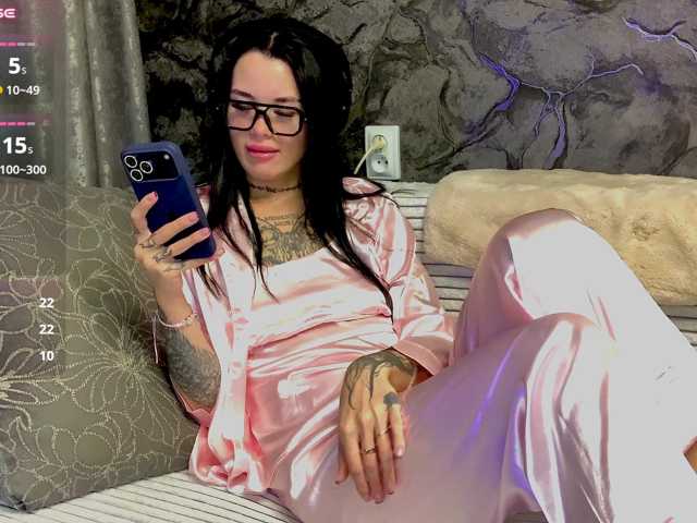 AstridXxXxX live cam on BongaCams