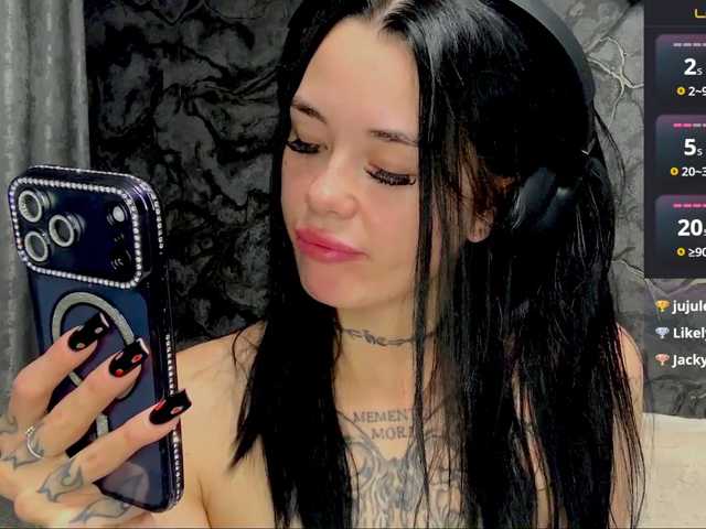 AstridXxXxX live cam preview