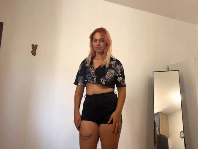 JaleesaCusumano live cam on BongaCams