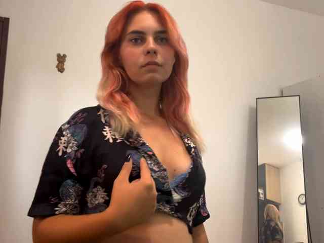 JaleesaCusumano webcam