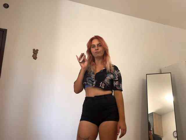 JaleesaCusumano webcam