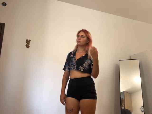 JaleesaCusumano webcam