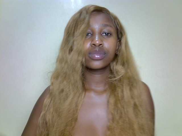 bustyamy cam belle