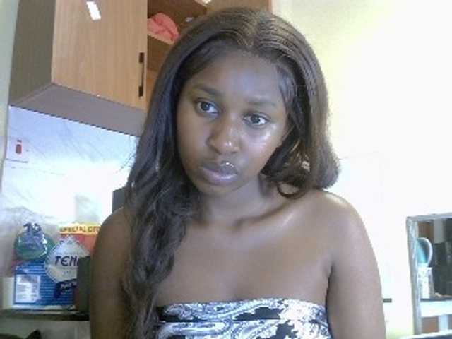 BustyAmy live cam on BongaCams
