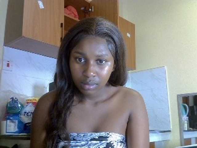 BustyAmy live cam on BongaCams