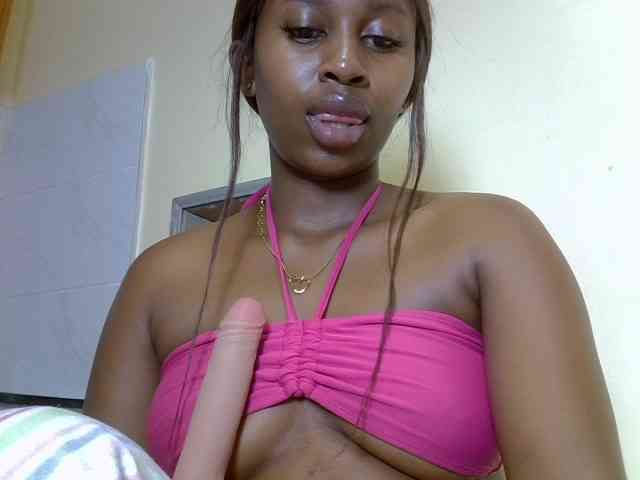 BustyAmy webcam