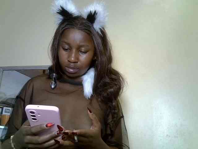 BustyAmy webcam