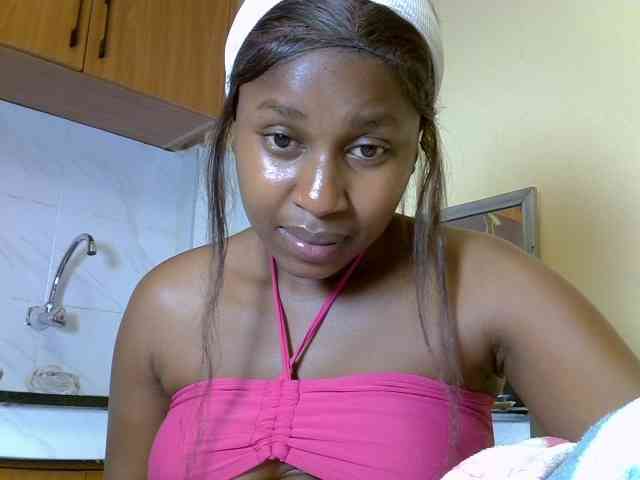 BustyAmy webcam