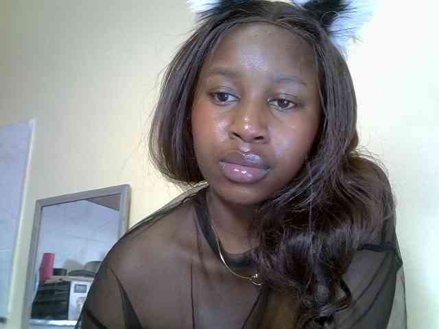 BustyAmy webcam