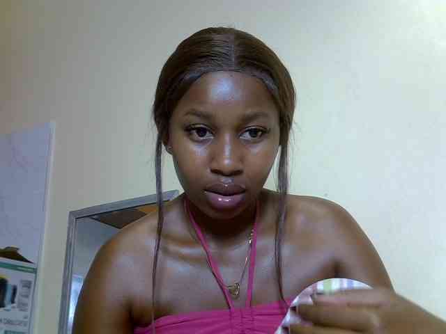 BustyAmy webcam