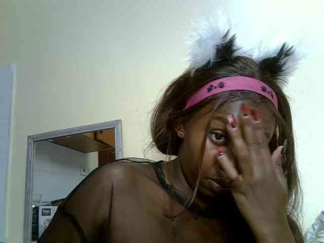 BustyAmy webcam