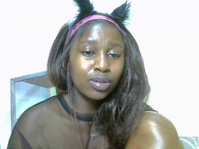BustyAmy webcam