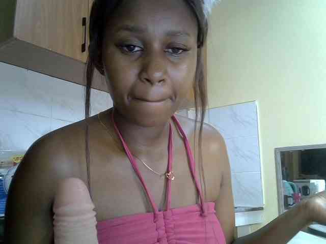 BustyAmy webcam